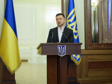 Зеленский: Политик-олигарх, который говорил, что закон об олигархах не работает, в первый же день мужественно потерял частичку себя и своих медиаактивов 