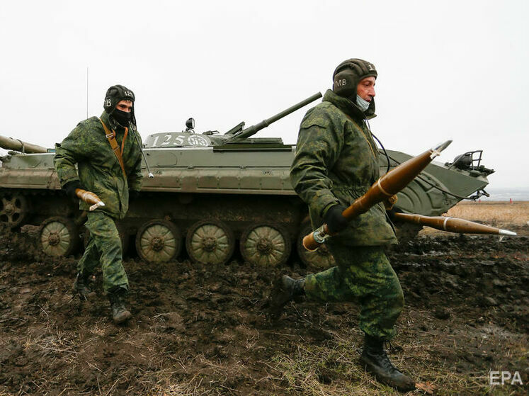 В ОРДЛО находится более 2 тыс. кадровых российских военных – Залужный