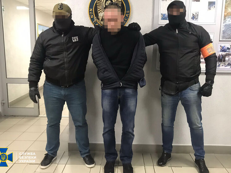 Экс-начальника незаконной донецкой тюрьмы "Изоляция" привезли в Киев из России в 2019 году – СМИ