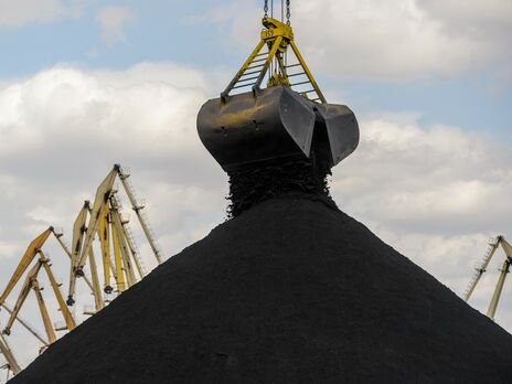Уголь должны доставить по морю и железной дороге