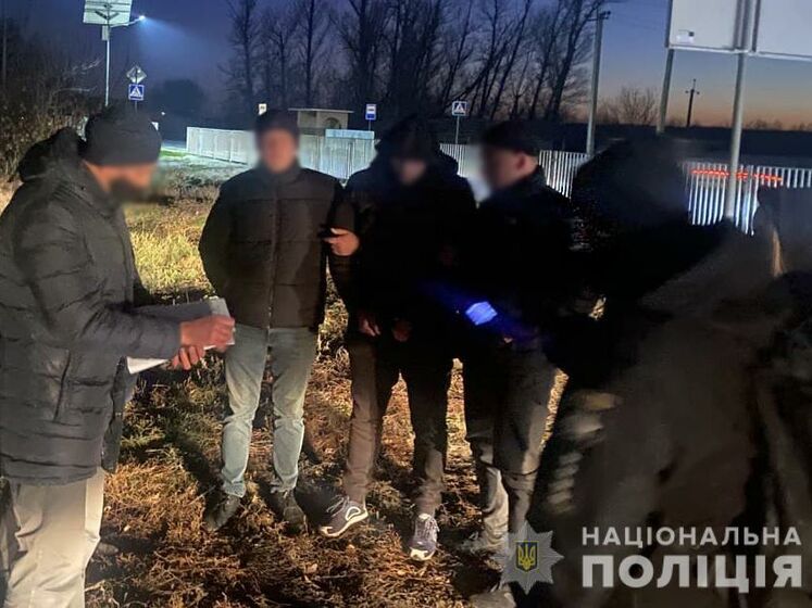 Подозреваемый в убийстве коллеги в Луганской области правоохранитель пытался сбежать в РФ – полиция