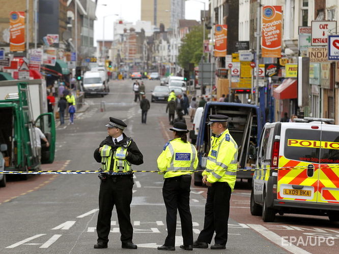 В Лондоне перевернулся трамвай: пятеро погибших