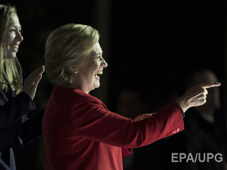 Клинтон: Я поздравила Трампа и предложила ему сотрудничество ради нашей страны