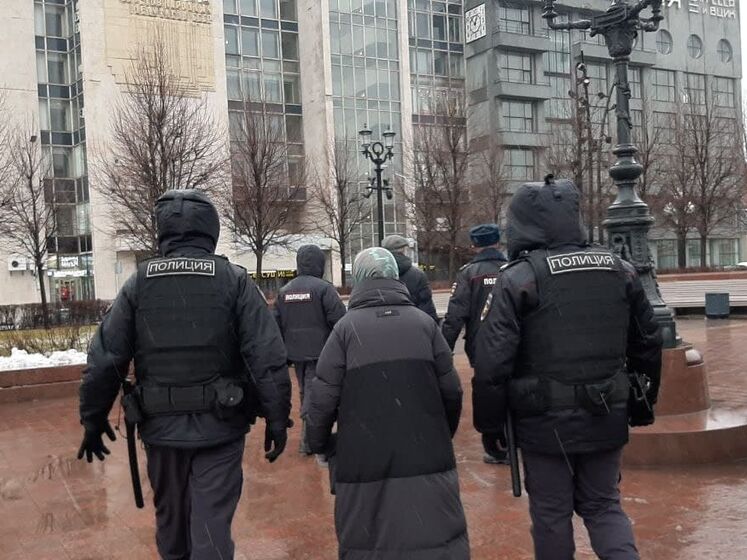 В Москве полиция задержала протестующих против ликвидации 