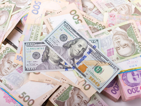 Гривна подешевела ко всем основным валютам