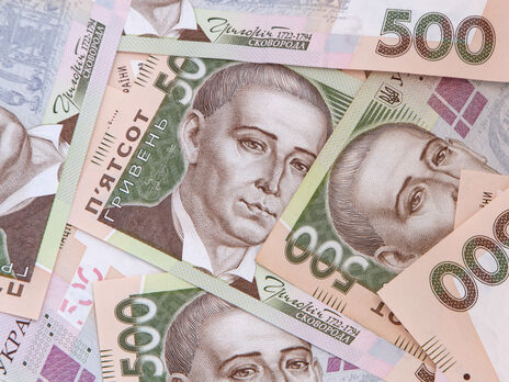 Курс гривні щодо долара впав на дев'ять копійок із 26,57 грн/$ до 26,66 грн/$