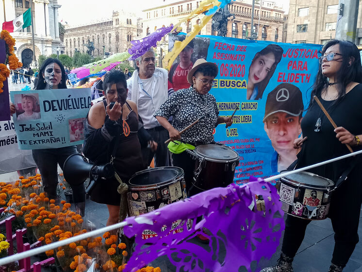 В Мексике на марше феминисток убили троих человек