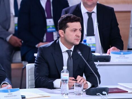 Зеленський: Як не можна імпортувати електрику з Білорусі? А якщо не вистачатиме на якесь місто?