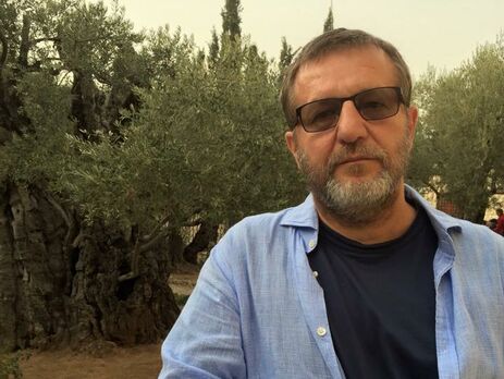 Зеленский превратил украинскую политику в пошлую оперетку. Может, потому, что в этом жанре он чувствует себя, как рыба в воде?