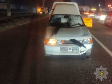 У Дніпропетровській області авто збило чотирьох пішоходів. Загинули жінка та її трирічний син