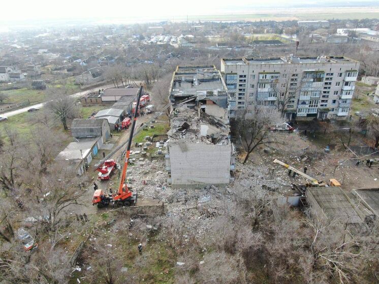Взрыв в пятиэтажке в Николаевской области. Под завалами нашли женщину без сознания