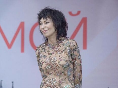 ЗМІ розповіли про стан співачки Хлєбнікової, яка впала в кому після пожежі у своїй квартирі