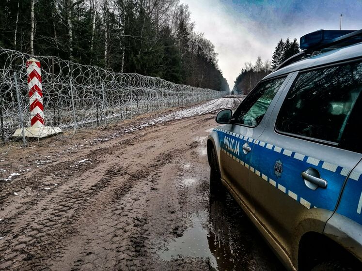 У Польщі затримали трьох українців, які допомагали мігрантам незаконно перетинати кордон