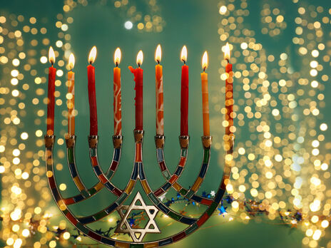 В центре Днепра повалили ханукальный светильник. Полиция открыла уголовное производство