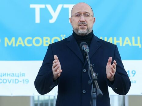 В Україні зменшується кількість хворих на COVID-19, найгірша ситуація в Одеській та Херсонській областях – Шмигаль