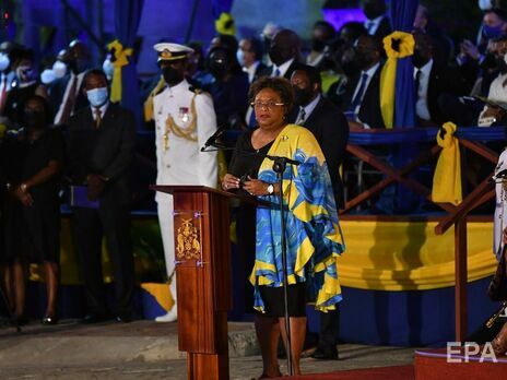 Барбадос вышел из-под короны Елизаветы II и стал республикой