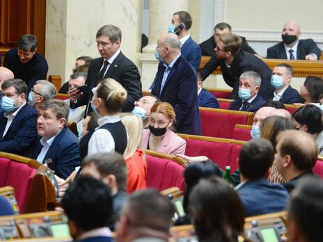 Рада приняла законопроект №5600, в Украине более 11 млн граждан полностью вакцинированы от COVID-19. Главное за день