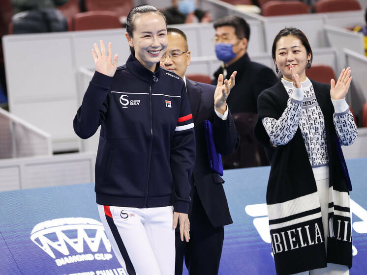 WTA зупинила проведення турнірів у Китаї через зникнення тенісистки Пен Шуай