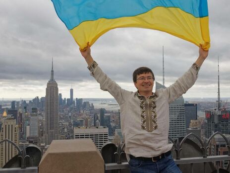 О нашей диаспоре раньше никто не думал. А Зеленский, предложив законопроект о множественном гражданстве, пошел против гарантированного хейта