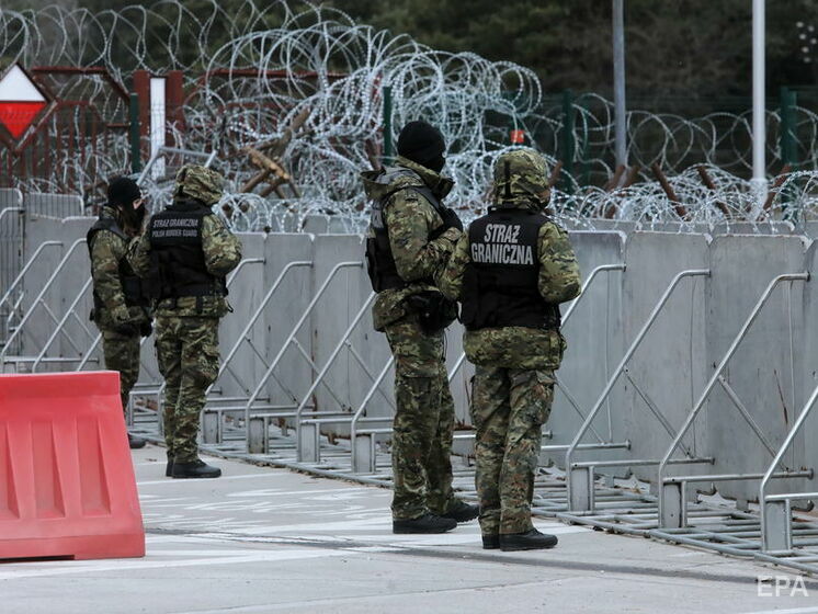 Польські прикордонники затримали двох українців за сприяння незаконним мігрантам на кордоні з Білоруссю