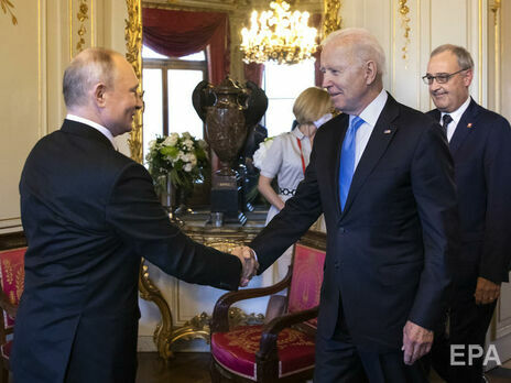 Во время разговора с Путиным Байден выразит обеспокоенность военной деятельностью России на границе с Украиной – Белый дом