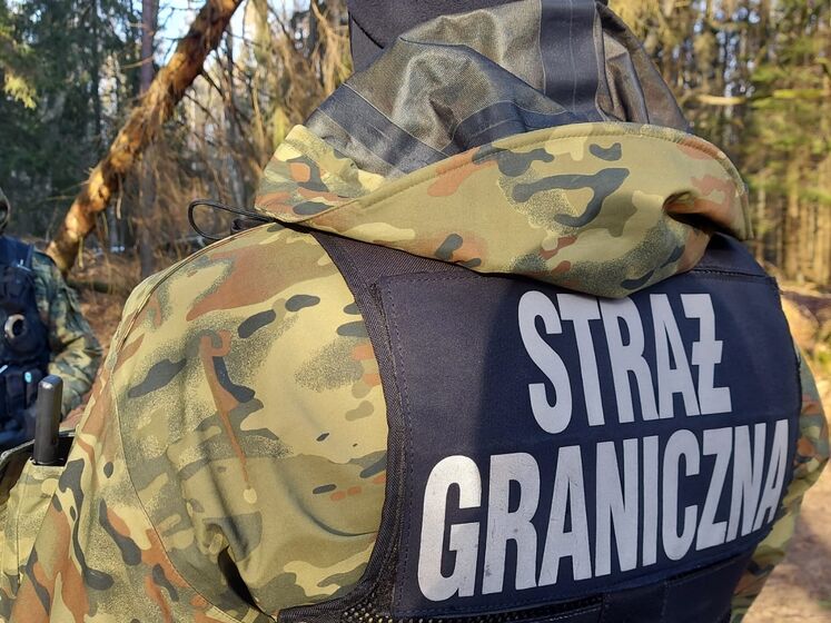 Польща заявила, що білоруські силовики використовували шумові петарди на кордоні