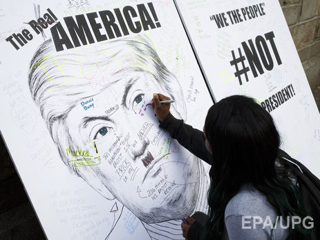 Трамп обвинил СМИ в подстрекательстве протестов