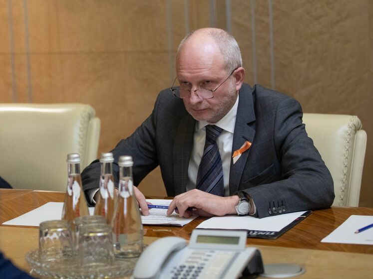 Посол ЄС: Україна зараз на передовій у протидії інформаційній війні