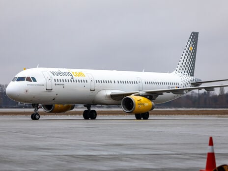 В Україну почав літати іспанський лоукостер Vueling