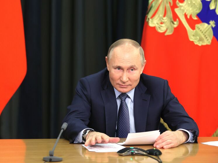 Путін поскаржився Байдену, що НАТО робить небезпечні спроби 