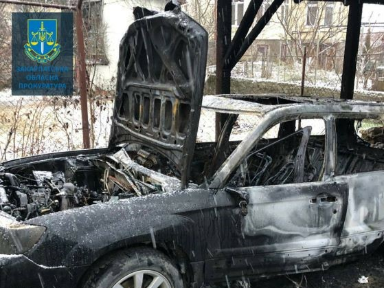 Задержан подозреваемый в поджоге автомобилей журналиста в Ужгороде