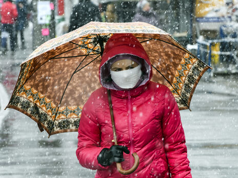 В Украине за сутки более 12 тыс. новых случаев СOVID-19, 465 пациентов умерли