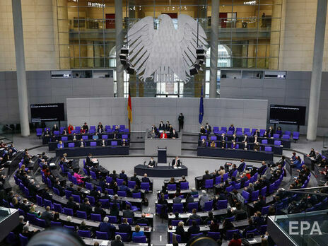 Сегодня в парламенте Германии состоялись экстренные слушания в связи с наращиванием Россией войск вблизи границы с Украиной