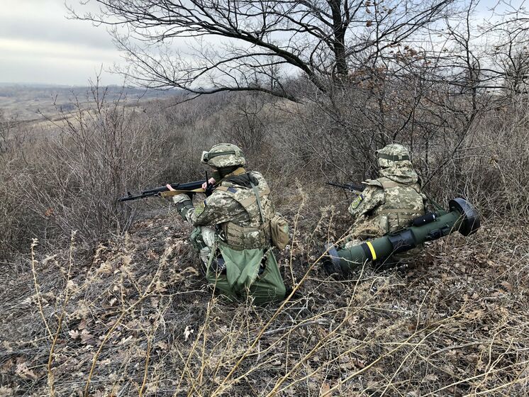 Американским журналистам показали Javelin в зоне ООС на Донбассе. Видео