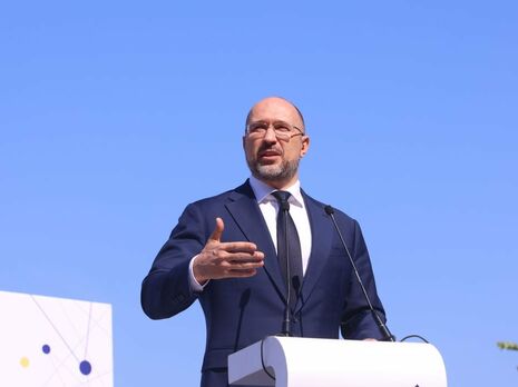 Шмыгаль сообщил, что в Украине в 2022 году начнут строить первый концессионный автобан, преграды снимают