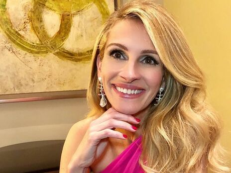 Джулия Робертс попала в объектив камер папарацци, когда примеряла обновку во время шопинга