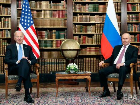 Пєсков заявив, що рано говорити про очну зустріч Байдена та Путіна