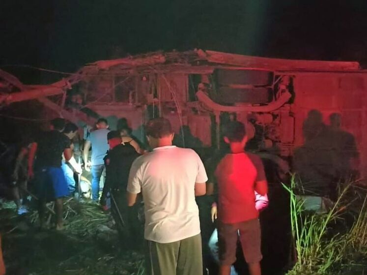 В Еквадорі у ДТП з автобусом загинуло 18 людей