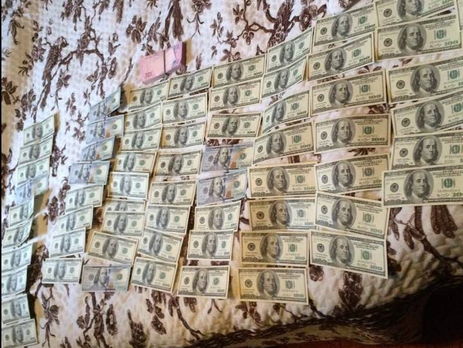 На Волыни СБУ задержала на взятке руководителя Государственной архитектурно-строительной инспекции