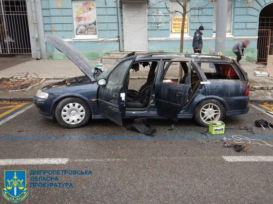 В Днепре задержали подозреваемого во взрыве авто под офисом депутата облсовета – полиция считает, что он готовил убийство