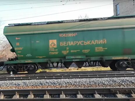 У Литві керівника залізничної компанії відправили у відставку через транзит добрив із Білорусі