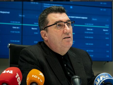 Данилов о войсках РФ на границе Украины: Для вторжения нужно в разы больше