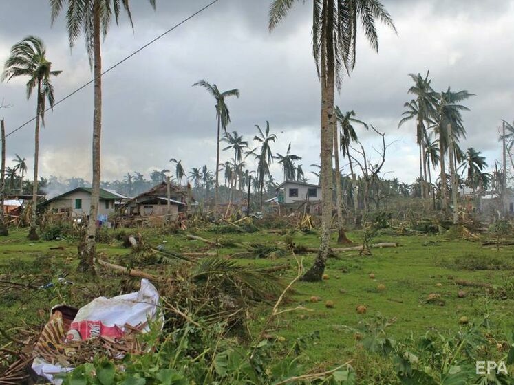 Через супертайфун на Філіппінах загинуло понад 200 людей