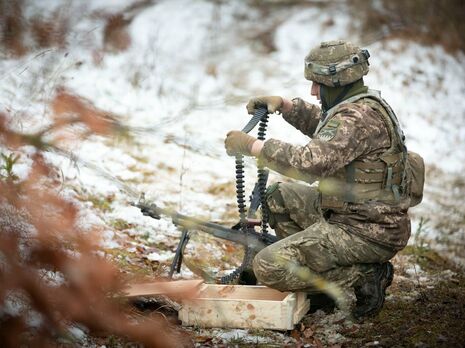Половина українців вважає головними проблемами країни корупцію та війну – опитування