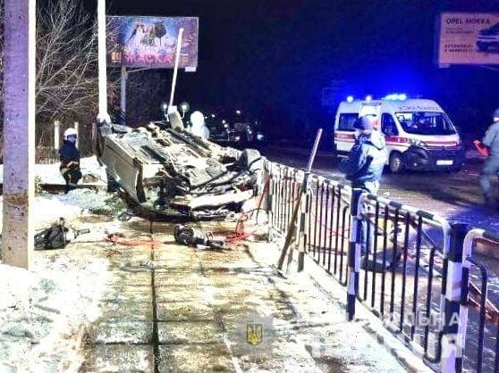 На заході України затримується п'ять потягів через пожежу та аварію