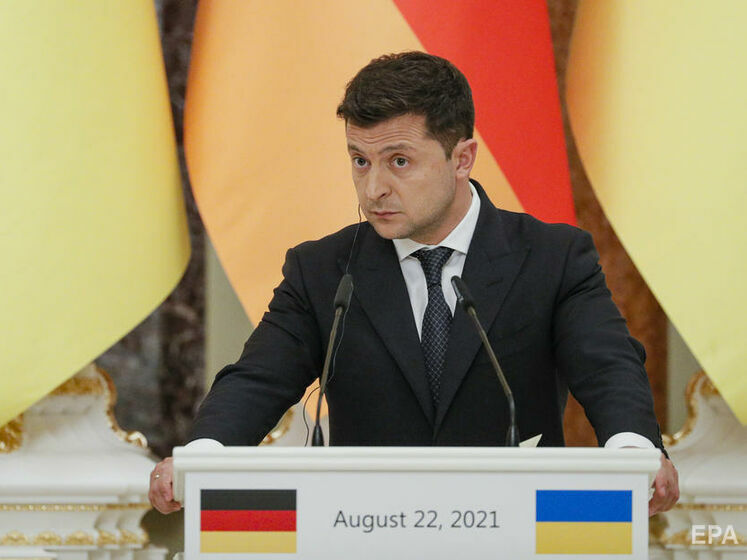 Зеленський дозволив виступати з офіційними заявами про зовнішню політику України лише президенту, прем'єру та главі МЗС
