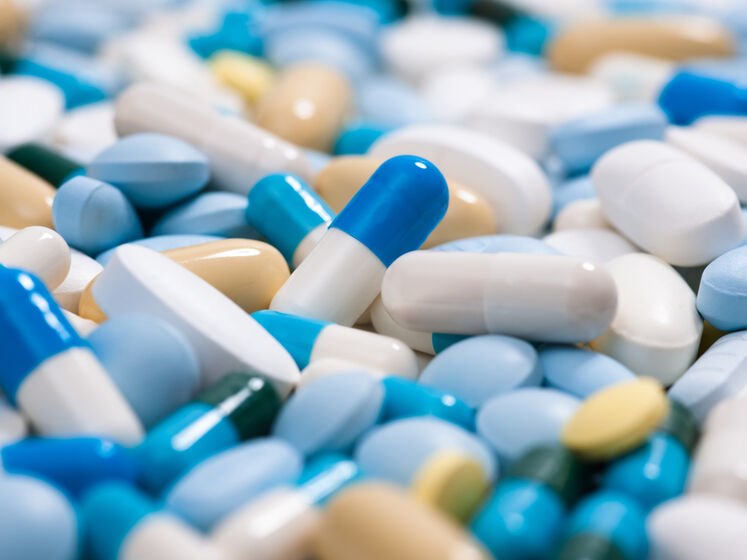 Франция расторгла контракт на закупку таблеток от коронавируса молнупиравир из-за низкой эффективности