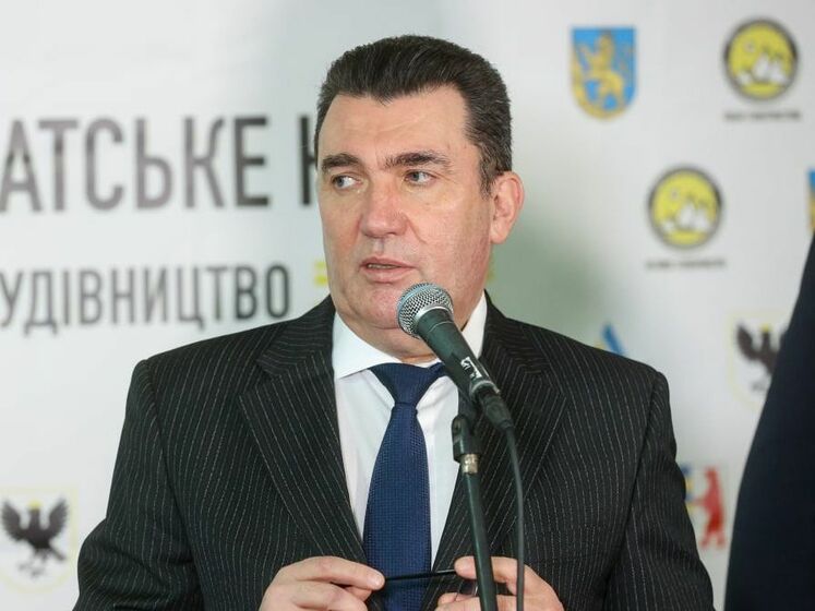 Данилов рассказал, когда в Украине может начаться пятая волна коронавируса