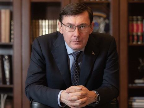 Луценко: Путін потрапив під вплив антикиївських сил і має виплатити данину з 1169 року та пофарбувати мавзолей в українські кольори