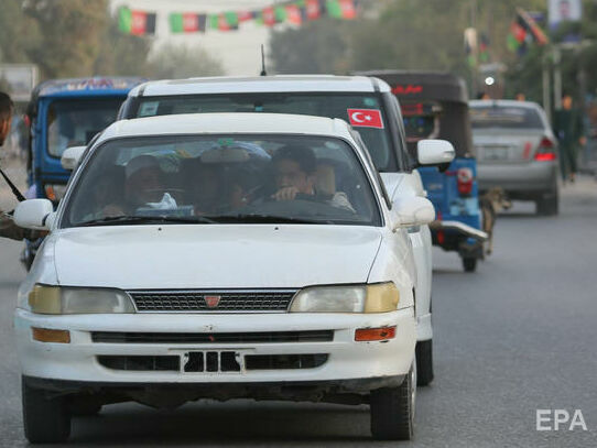 В Афганистане талибы запретили включать музыку в машинах